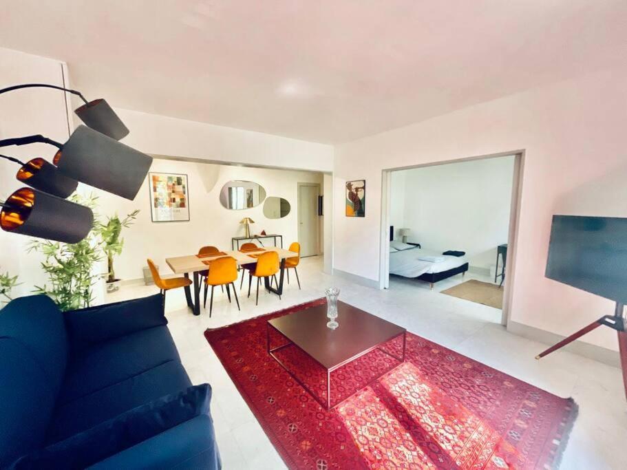 Gustave - Charming Eiffel Tower Appartement - パリ エクステリア 写真