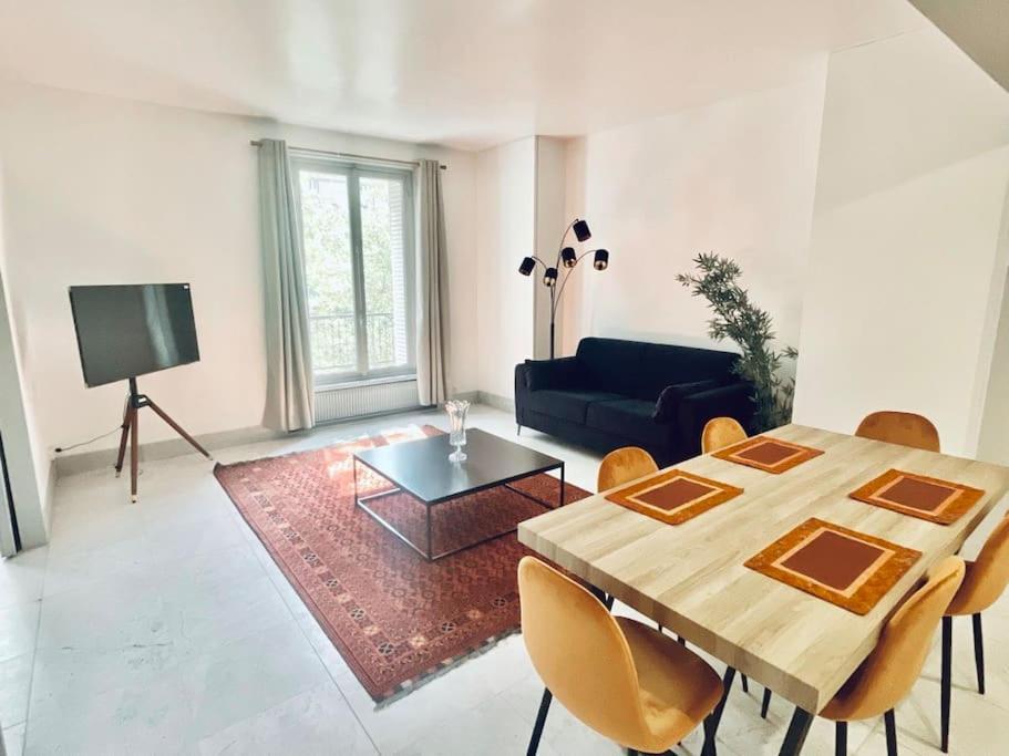 Gustave - Charming Eiffel Tower Appartement - パリ エクステリア 写真